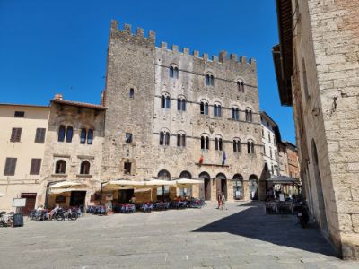 Foto del Palazzo Comunale di Massa Marittima