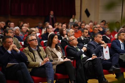 Platea del Convegno convegno "Prospettive e scenari di sviluppo per la città di Massa Marittima"