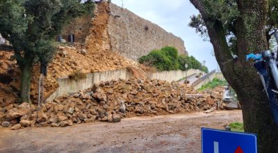 Crollo mura Massa Marittima